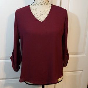 NWT Hippie Rose burgundy Exposed Zipper blouse